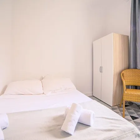 For 4 People Cannes Center Daire Cannes